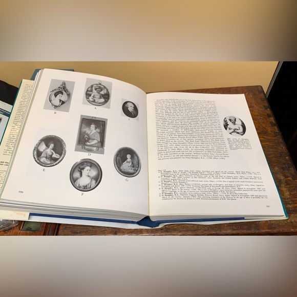 MINIATURES Dictionary and Guide Daphne Foskett 1987 - Picture 6 of 11